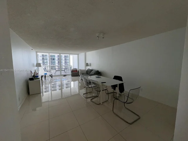 1717 N Bayshore Dr # 2642, Miami FL 33132