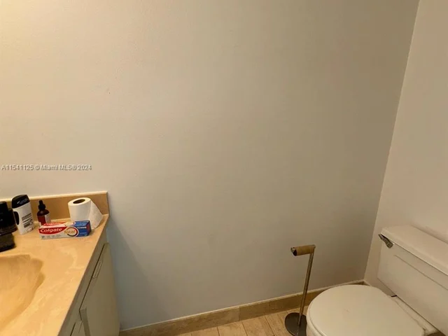 1717 N Bayshore Dr # 2642, Miami FL 33132