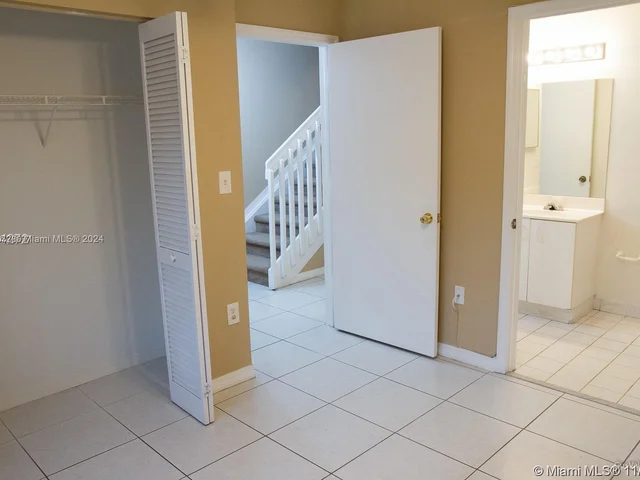 14311 SW 96th St # 301, Miami FL 33186