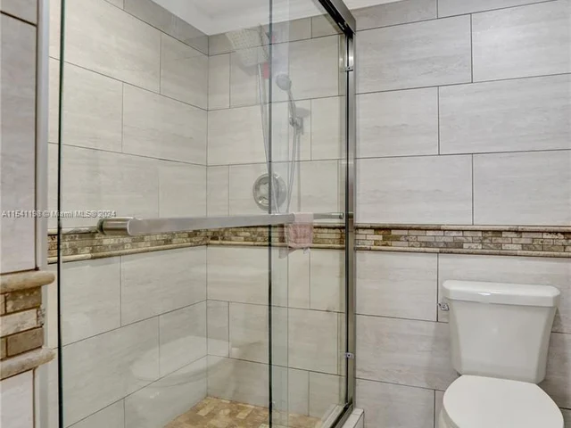 2221 Cypress Island Dr # 702, Pompano Beach FL 33069