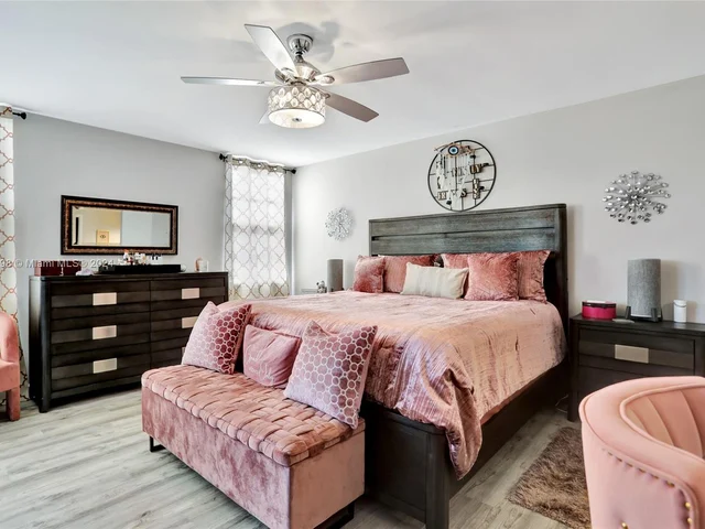 2221 Cypress Island Dr # 702, Pompano Beach FL 33069