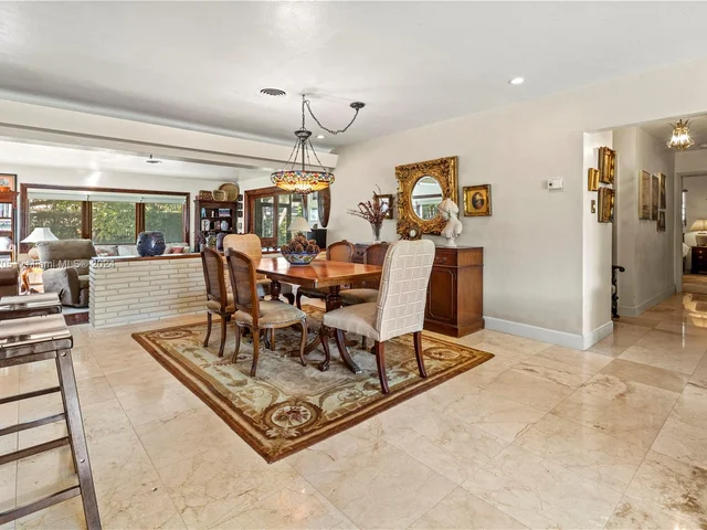 3225 Van Buren St, Hollywood FL 33021