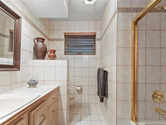 3225 Van Buren St, Hollywood FL 33021