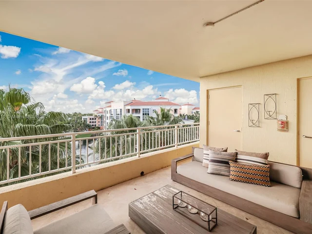 765 Crandon Blvd # 12, Key Biscayne FL 33149