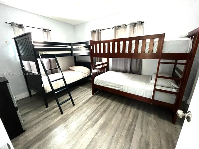 2281 SW 15th St, Fort Lauderdale FL 33312