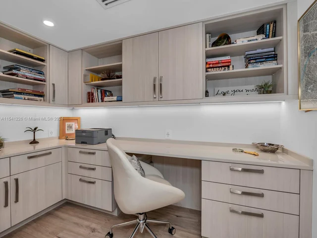 1155 Hillsboro Mile # 607, Hillsboro Beach FL 33062