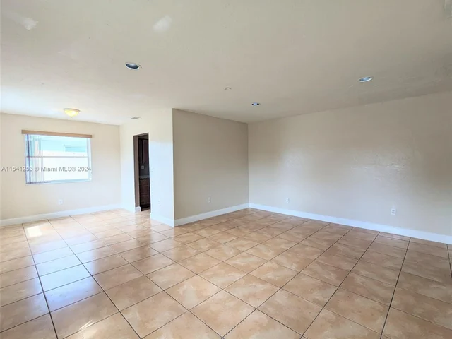 15125 SW 297th Ter, Homestead FL 33033