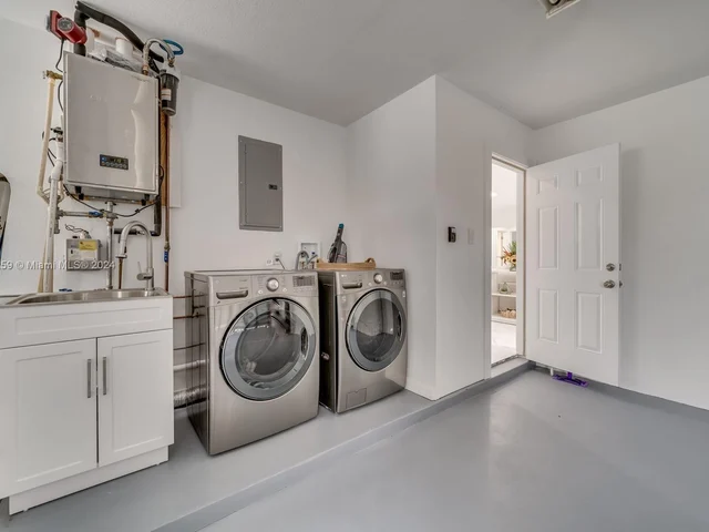 741 SE 7th Ave # 741, Pompano Beach FL 33060