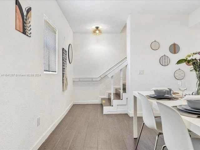 30 NW 53rd St # B, Miami FL 33127