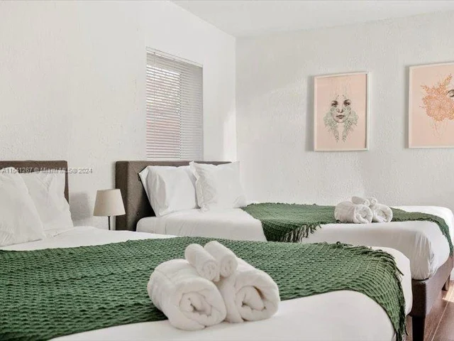 30 NW 53rd St # B, Miami FL 33127