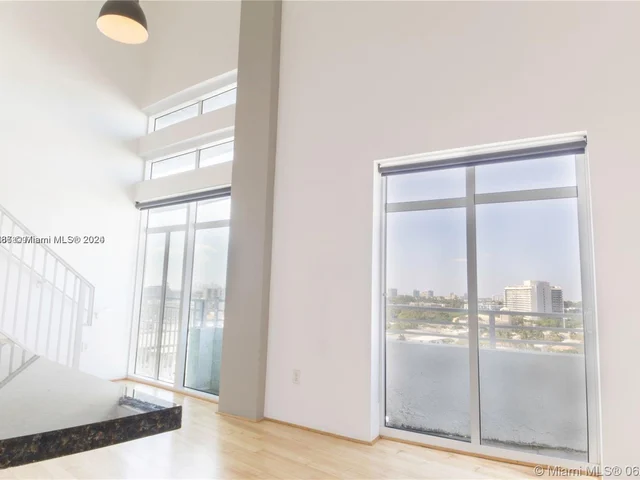 7600 Collins Ave # 1201, Miami Beach FL 33141