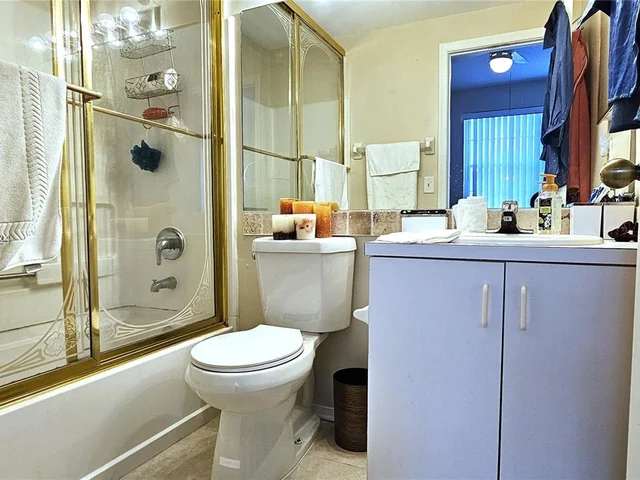 16672 Hemingway Dr # 0, Weston FL 33326