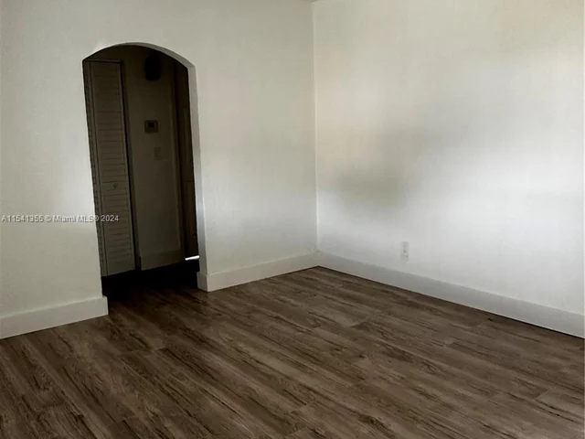 1068 NW 66th St # 0, Miami FL 33150