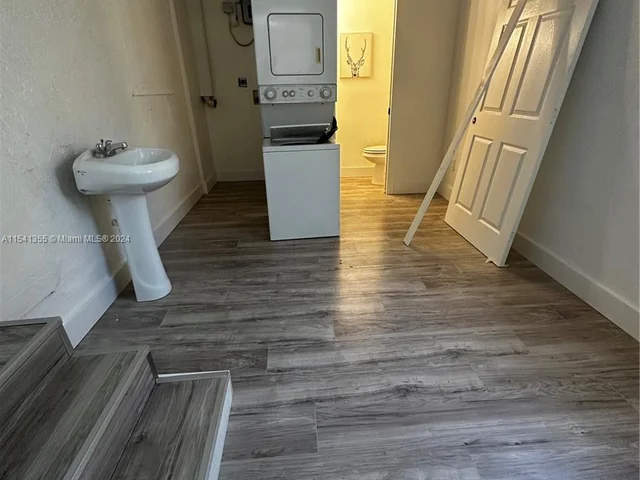 1068 NW 66th St # 0, Miami FL 33150