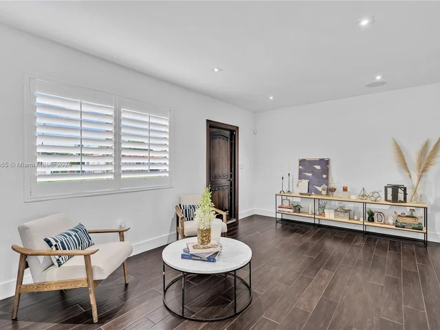 7749 SW 34th Ter, Miami FL 33155