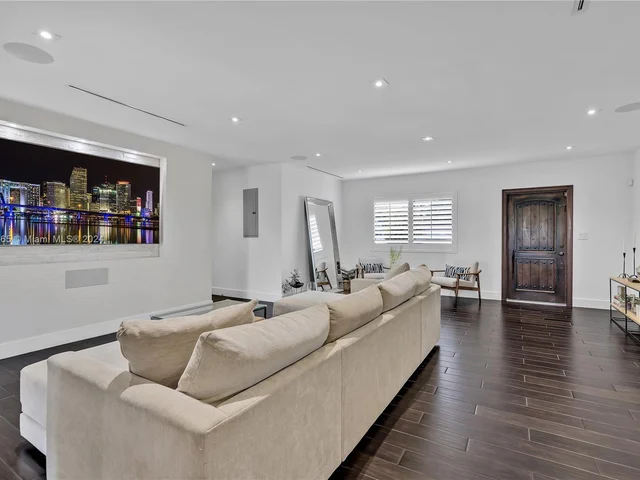 7749 SW 34th Ter, Miami FL 33155