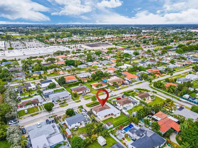 7749 SW 34th Ter, Miami FL 33155