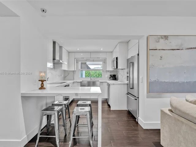 7749 SW 34th Ter, Miami FL 33155