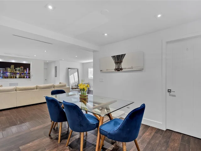 7749 SW 34th Ter, Miami FL 33155