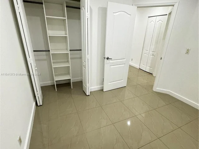 21275 NE 8th Pl # 2, Miami FL 33179