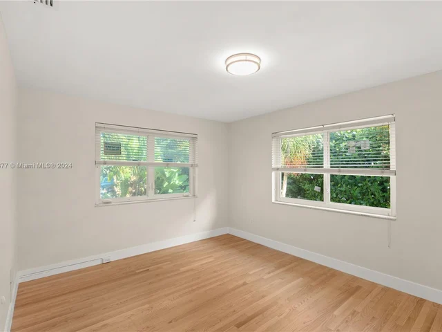 5614 San Vicente St, Coral Gables FL 33146