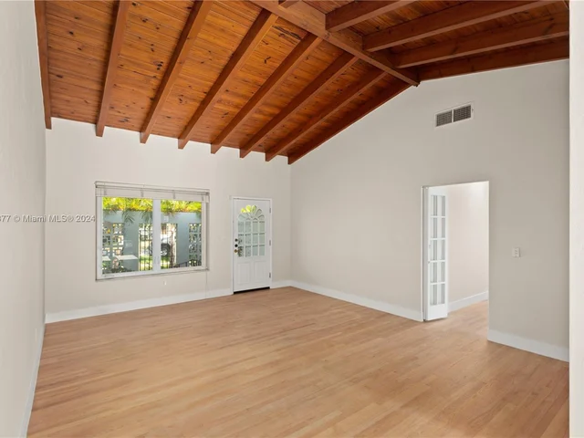 5614 San Vicente St, Coral Gables FL 33146