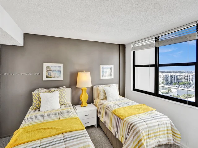 2301 S Ocean Dr # 1505, Hollywood FL 33019