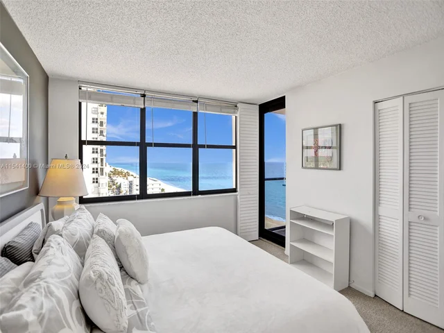 2301 S Ocean Dr # 1505, Hollywood FL 33019