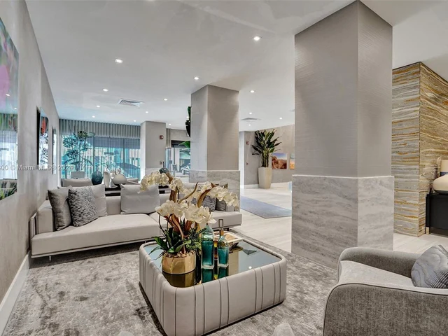 2301 S Ocean Dr # 1505, Hollywood FL 33019