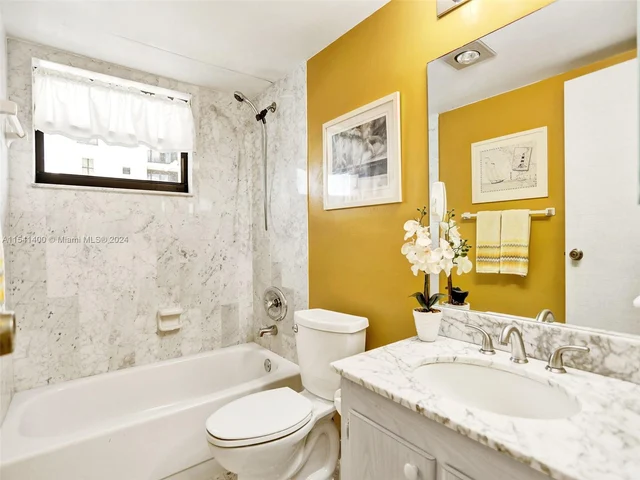 2301 S Ocean Dr # 1505, Hollywood FL 33019