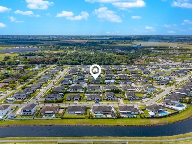 19034 SW 135th Ave, Miami FL 33177