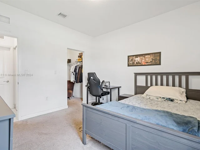 19034 SW 135th Ave, Miami FL 33177