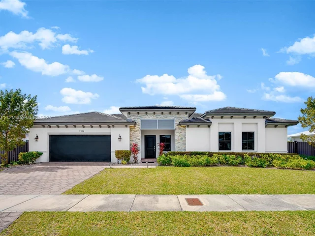 19034 SW 135th Ave, Miami FL 33177