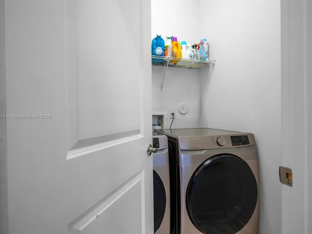 19034 SW 135th Ave, Miami FL 33177