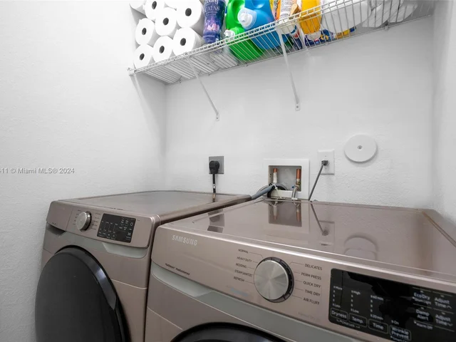 19034 SW 135th Ave, Miami FL 33177