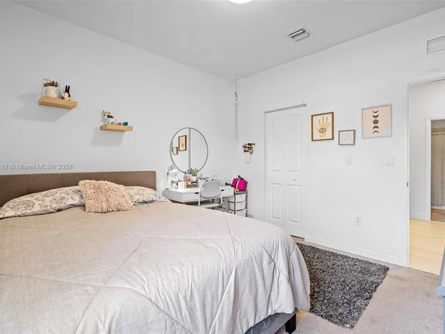 19034 SW 135th Ave, Miami FL 33177