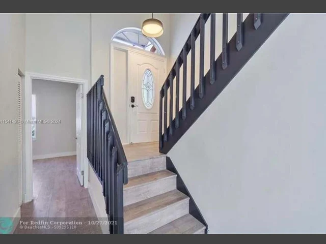 3600 Tuscany Dr # 00, Hollywood FL 33021