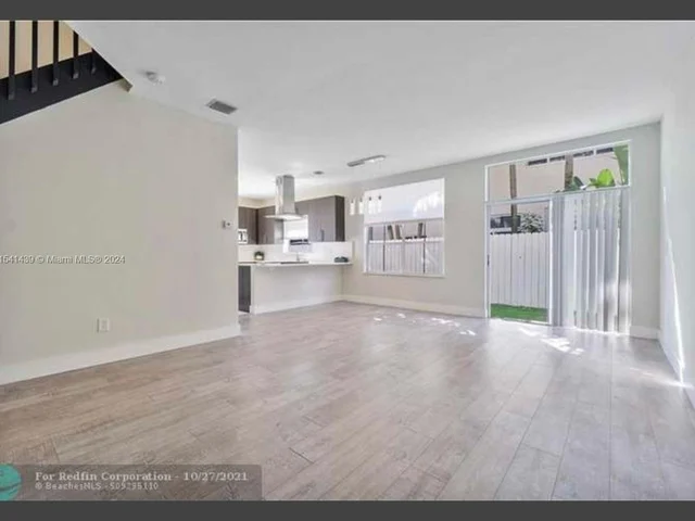 3600 Tuscany Dr # 00, Hollywood FL 33021