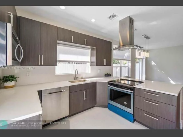 3600 Tuscany Dr # 00, Hollywood FL 33021