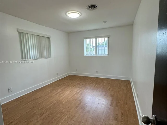 4407 Arthur St, Hollywood FL 33021