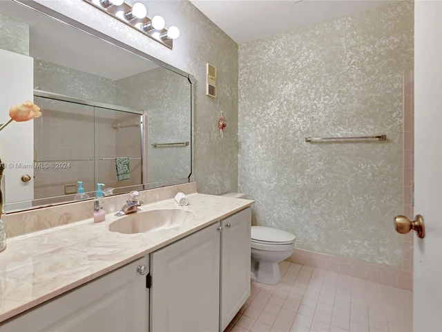 8171 Sweetbriar Way, Boca Raton FL 33496