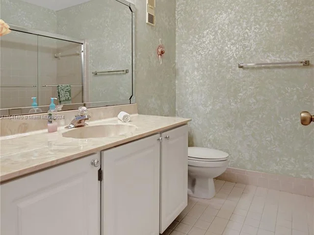 8171 Sweetbriar Way, Boca Raton FL 33496