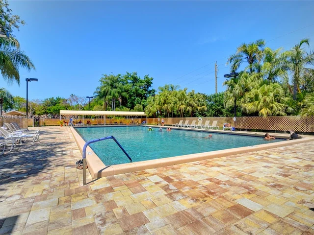 8171 Sweetbriar Way, Boca Raton FL 33496