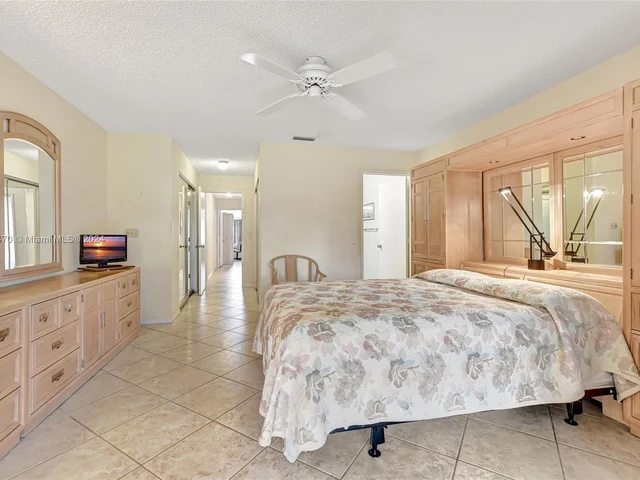 8171 Sweetbriar Way, Boca Raton FL 33496