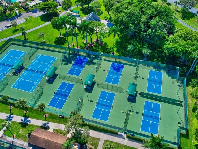 8171 Sweetbriar Way, Boca Raton FL 33496