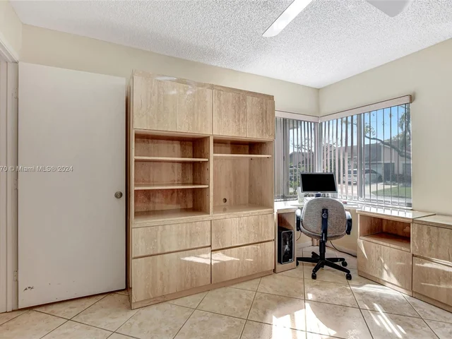 8171 Sweetbriar Way, Boca Raton FL 33496