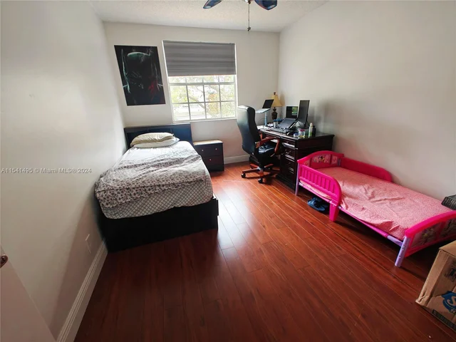 1671 Harbour Side Dr # 1671, Weston FL 33326