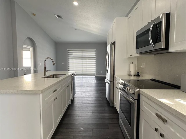 4117 NE 22nd St # 0, Homestead FL 33033