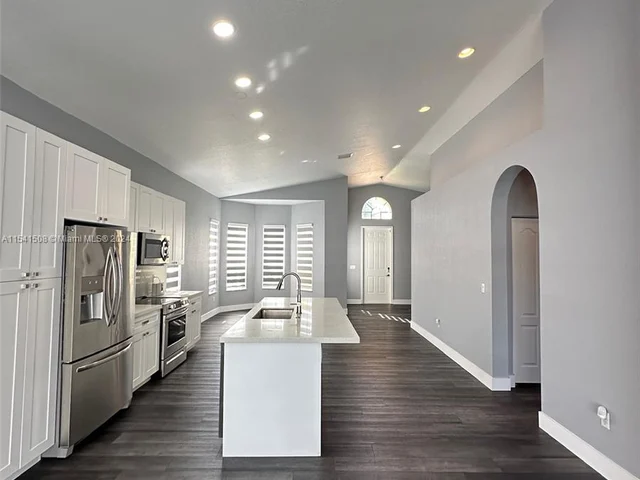 4117 NE 22nd St # 0, Homestead FL 33033