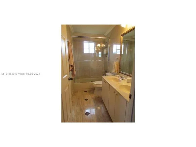 683 Vista Meadows Dr # 0, Weston FL 33327